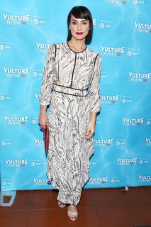 Constance Zimmer feet photo thumbnail