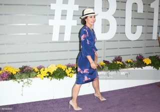 Constance Zimmer feet photo thumbnail