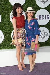 Constance Zimmer feet photo thumbnail