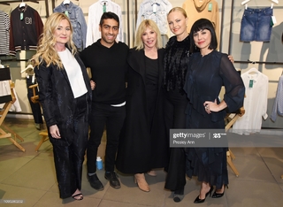 Constance Zimmer feet photo thumbnail