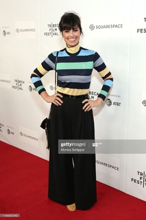 Constance Zimmer feet photo thumbnail