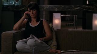 Constance Zimmer feet photo thumbnail