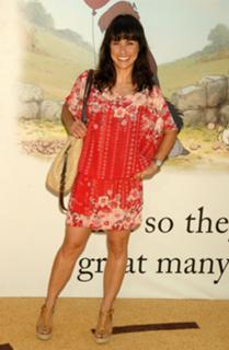 Constance Zimmer feet photo thumbnail