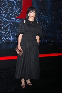 Constance Zimmer feet photo thumbnail