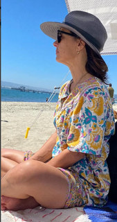 Constance Zimmer feet photo thumbnail