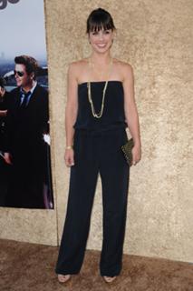 Constance Zimmer feet photo thumbnail