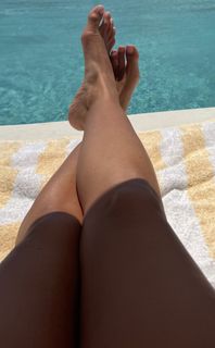 Coral Simanovich feet photo 1