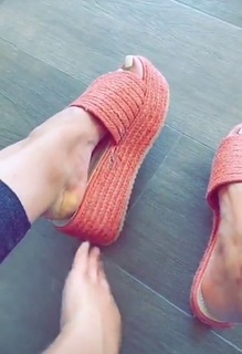 Coralie Porrovecchio feet photo 1