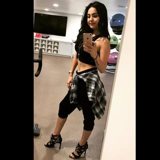 Corina Calderon feet photo 8