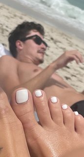 Corinna Kopf feet photo thumbnail