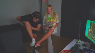 Corinna Kopf feet photo thumbnail