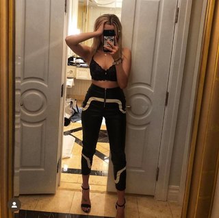 Corinna Kopf feet photo thumbnail