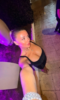 Corinna Kopf feet photo thumbnail