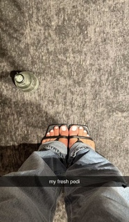 Corinna Kopf feet photo thumbnail