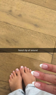 Corinna Kopf feet photo thumbnail