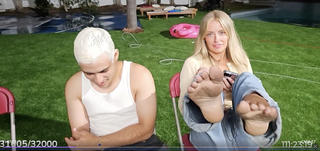 Corinna Kopf feet photo thumbnail