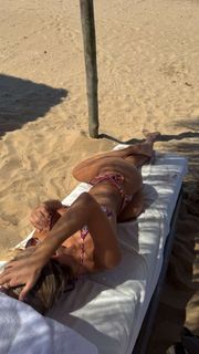 Corinna Kopf feet photo thumbnail