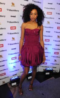 Corinne Bailey Rae feet photo 17