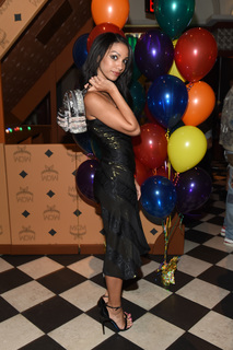 Corinne Foxx feet photo 12