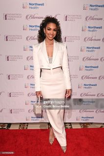 Corinne Foxx feet photo 4