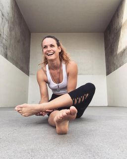Corinne Nicewick feet photo 18