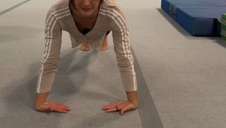 Corinne Nicewick feet photo 6
