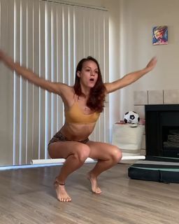 Corinne Nicewick feet photo 15