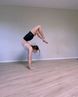 Corinne Nicewick feet photo 15