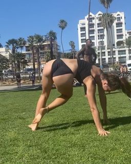 Corinne Nicewick feet photo 9