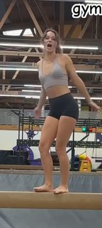 Corinne Nicewick feet photo 3