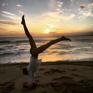 Corinne Olympios feet photo 12