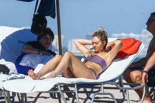 Corinne Olympios feet photo 16