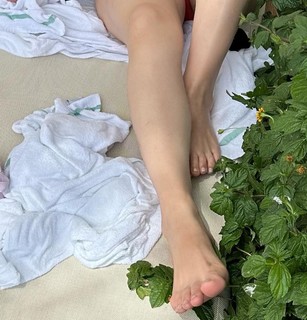 Corrin Gideon feet photo 13