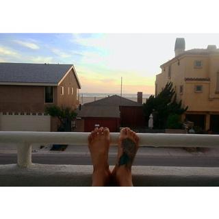 Cortney Palm feet photo 12
