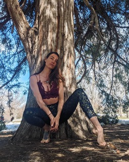 Cortney Palm feet photo 16