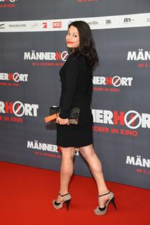 Cosma Shiva Hagen feet photo thumbnail