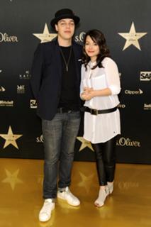 Cosma Shiva Hagen feet photo thumbnail