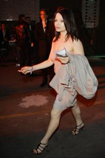 Cosma Shiva Hagen feet photo thumbnail