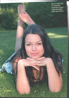 Cosma Shiva Hagen feet photo thumbnail