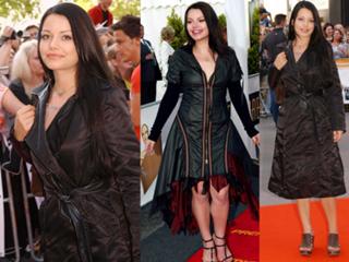 Cosma Shiva Hagen feet photo thumbnail