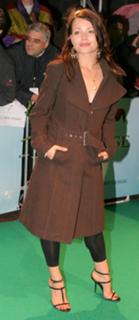 Cosma Shiva Hagen feet photo thumbnail
