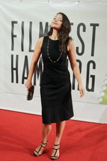 Cosma Shiva Hagen feet photo thumbnail