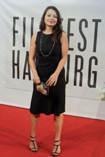 Cosma Shiva Hagen feet photo thumbnail