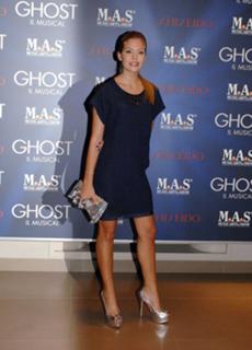 Costanza Caracciolo feet photo thumbnail