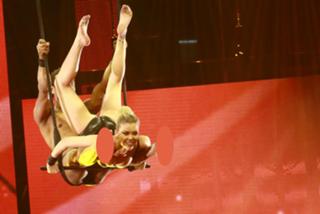 Costanza Caracciolo feet photo thumbnail