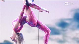 Costanza Caracciolo feet photo thumbnail