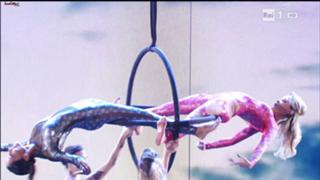 Costanza Caracciolo feet photo thumbnail