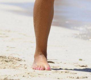 Costanza Caracciolo feet photo thumbnail