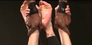 Costanza Caracciolo feet photo thumbnail