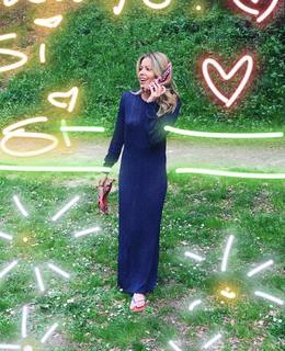 Costanza Caracciolo feet photo thumbnail